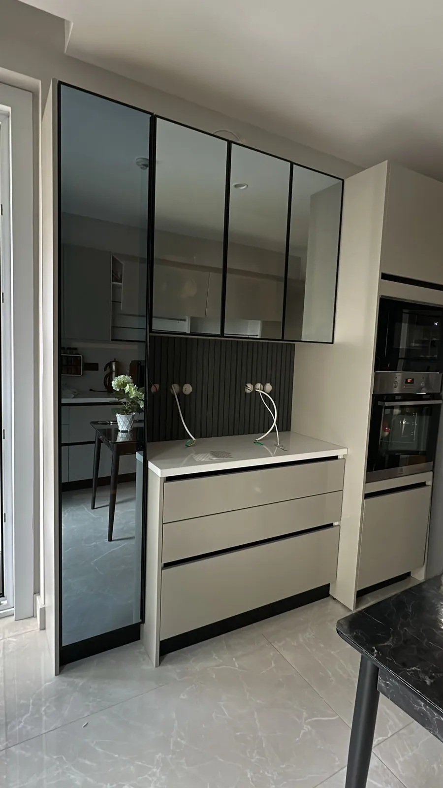 Reflekte Camlı 